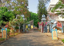 Samadhi Shrine in Puttaparthi