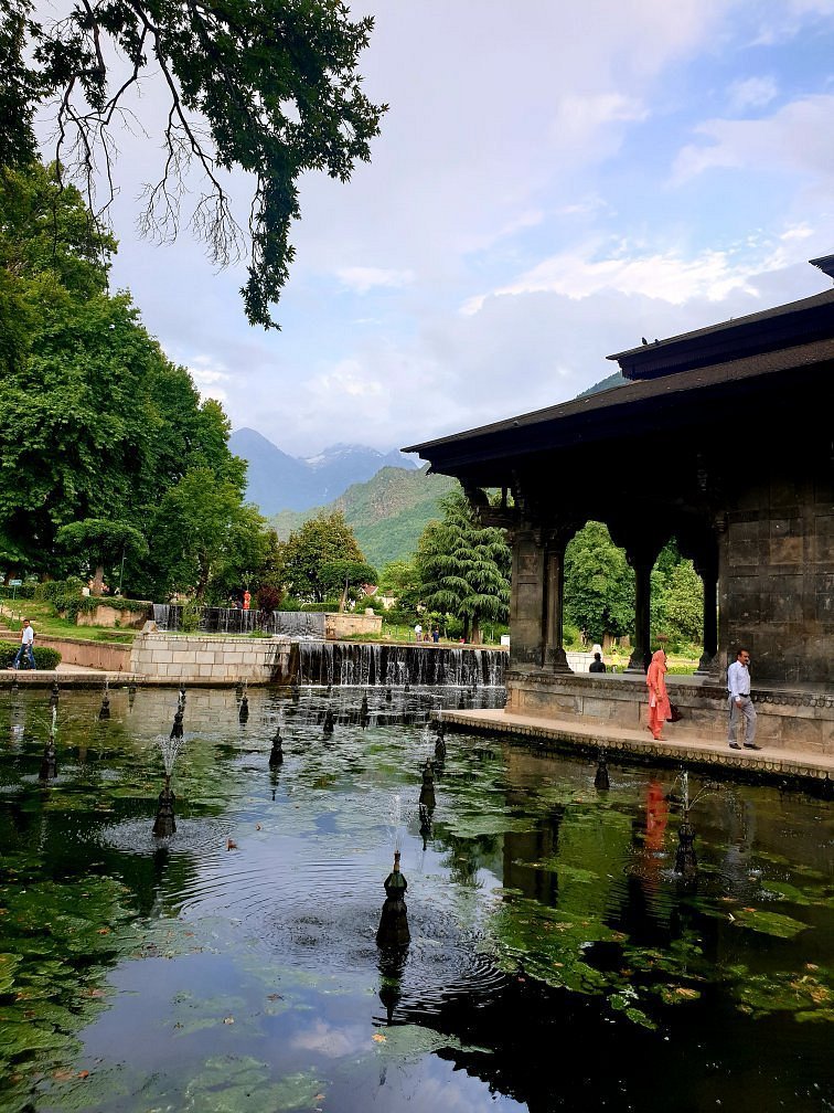 Shalimar Bagh in Srinagar