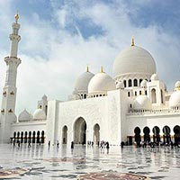 Sheikh Zayed Grand Mosque Center in Abu Dhabi