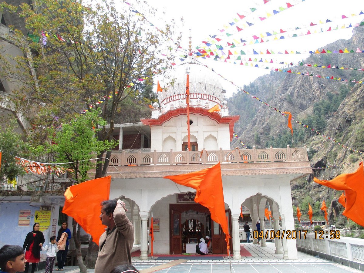 Sri Guru Nanak Devji Gurudwara in Manikaran