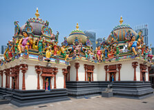 Sri Mariamman Temple in Chinatown