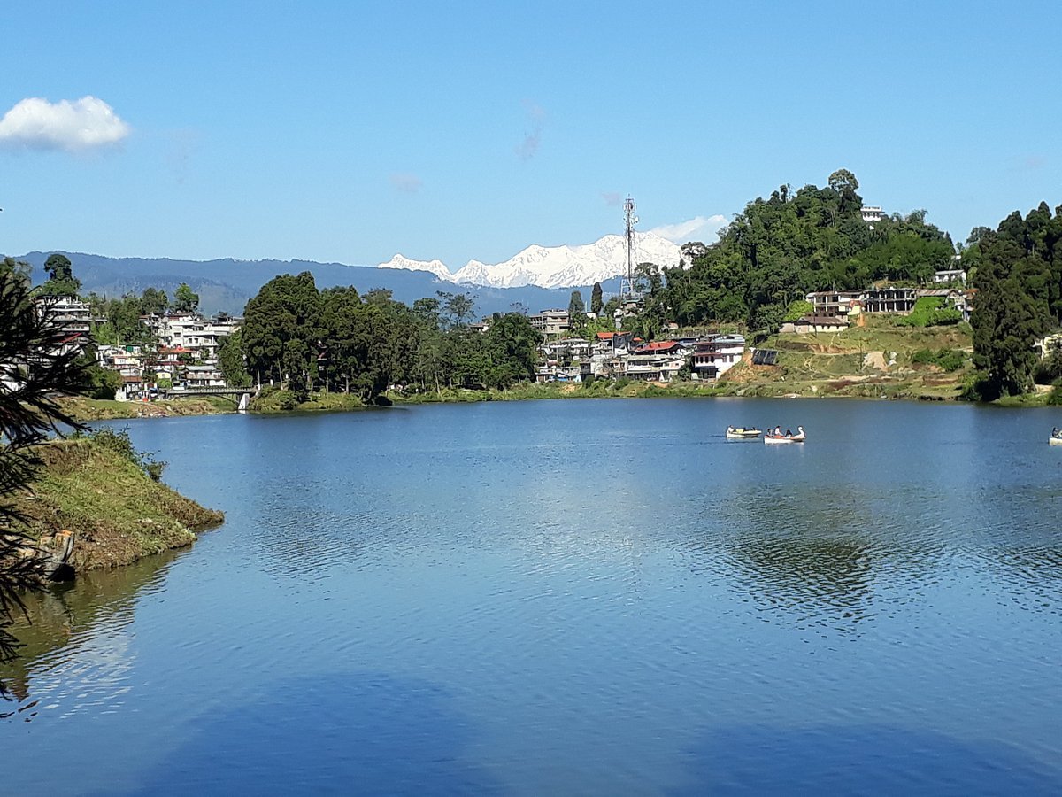 Sumendu Lake in Mirik