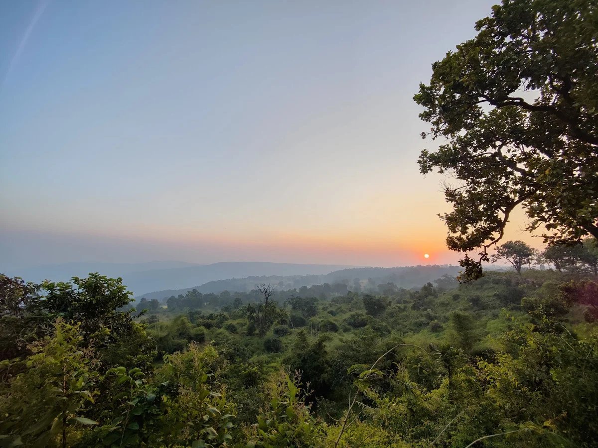 Parpatiya Sunset/Sunrise Point in Mainpat