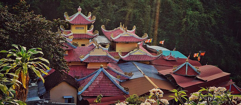 Suoi Do Pagoda