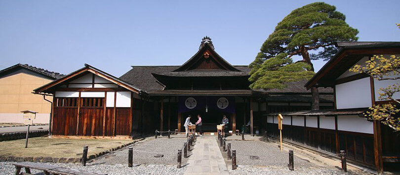 Takayama Jinya