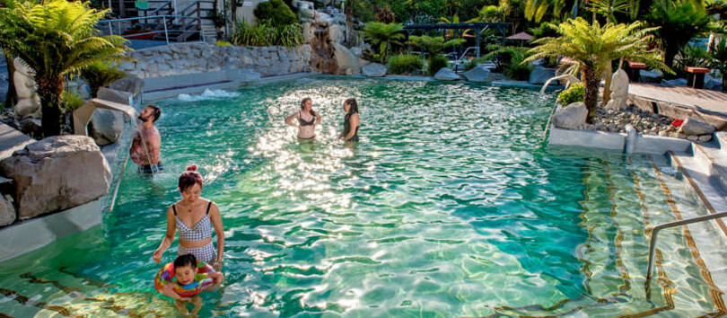 Taupo DeBretts Hot Springs