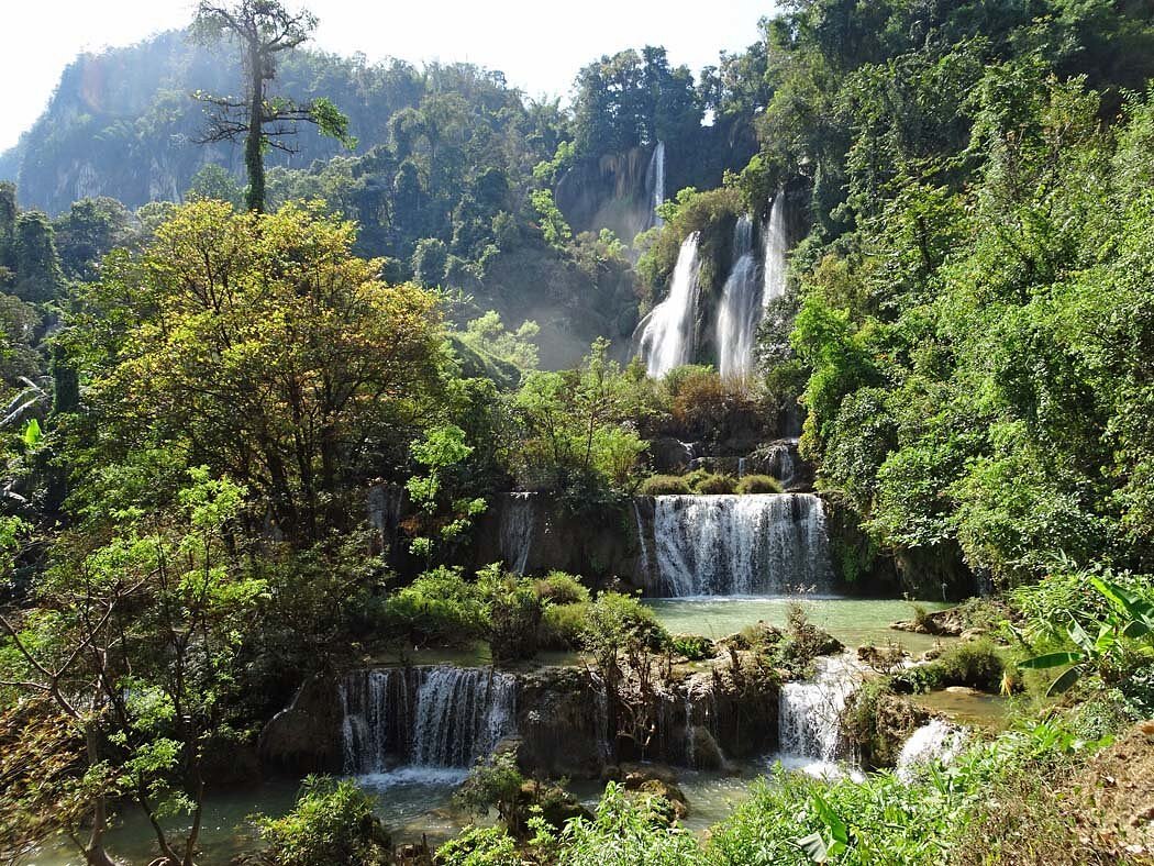 Tee Lor Su Waterfall in Tak