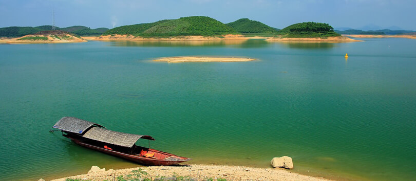 Thac Ba Lake