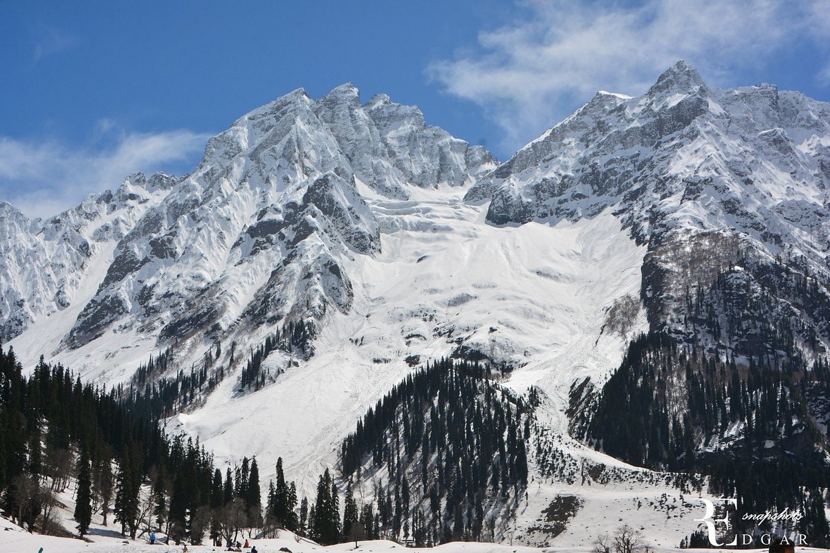 Thajiwas Glacier in Sonamarg