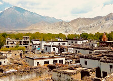 The Mustang Trail in Charang