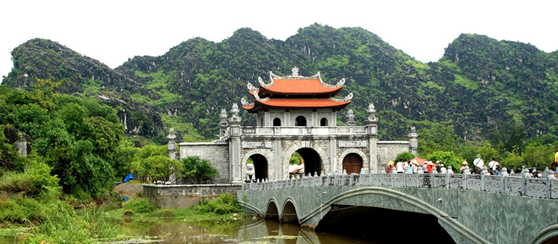 Tien Lu Temple
