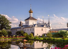 Tolga Monastery in Yaroslavl