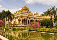 Vĩnh Tràng Pagoda in My Tho