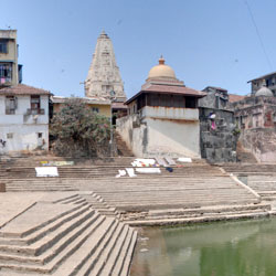 Walkeshwar Temple in Mumbai