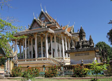 Wat Ek Phnom in Battambang Wat Ek Phnom in Battambang