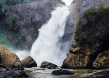 Wewatta Waterfall in Badulla