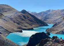Yamdrok Lake in Gyantse