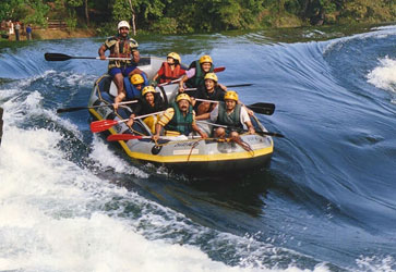 Top white water rafting tour packages for thrill