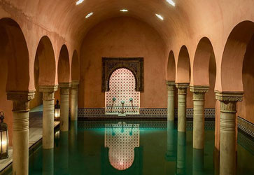 Top Arab baths tour packages for relaxation