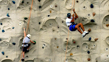 Top artificial wall climbing tour packages for sport lovers