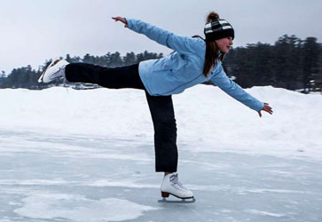 Top ice skating tour packages for winter sports
