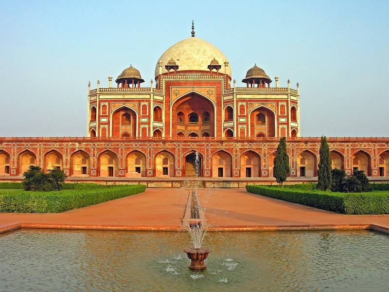 Agra Taj Mahal With Ganges Tour By Car