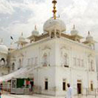Ladakh Tour with Golden Temple