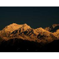 Gangtok - Lachen - Lachung - Pelling - Darjeeling Tour Package