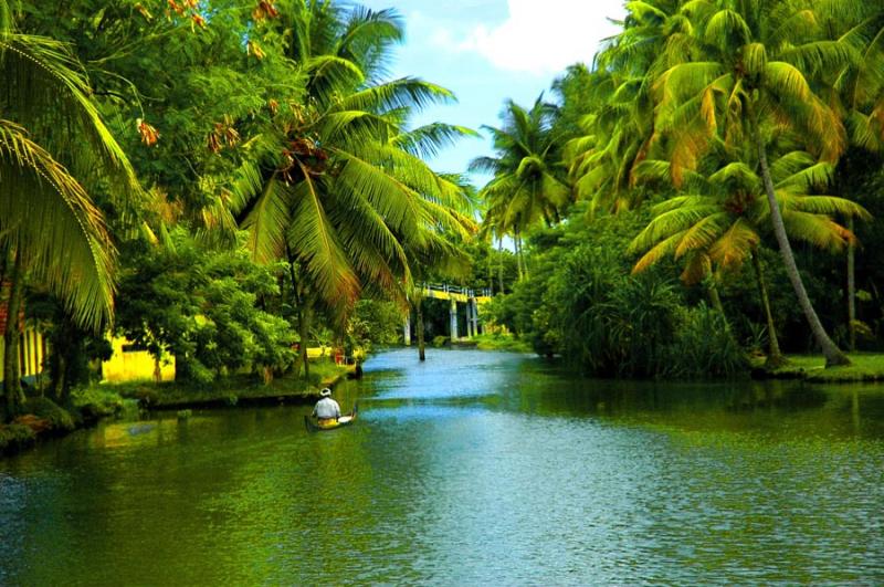 1 Day Alleppey 1 Night Houseboat Packages