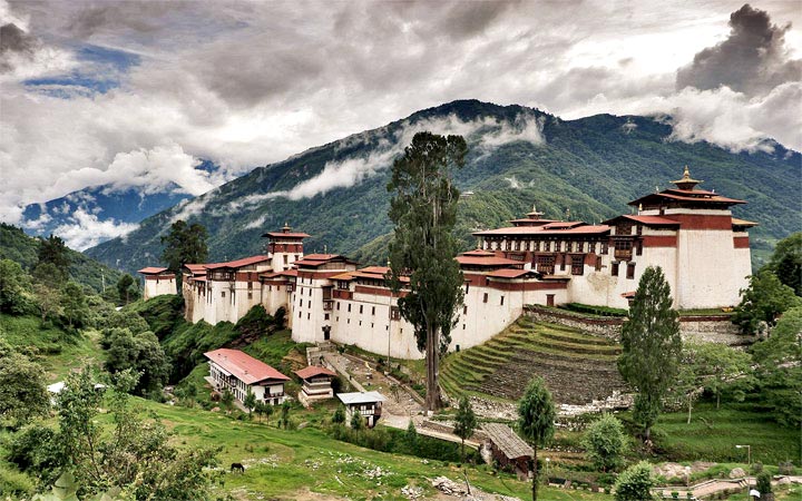 Pheuntsholling - Thimphu - Punakha - Wangdue - Bhumthang - Paro Tours - 10 Nights 11 Days