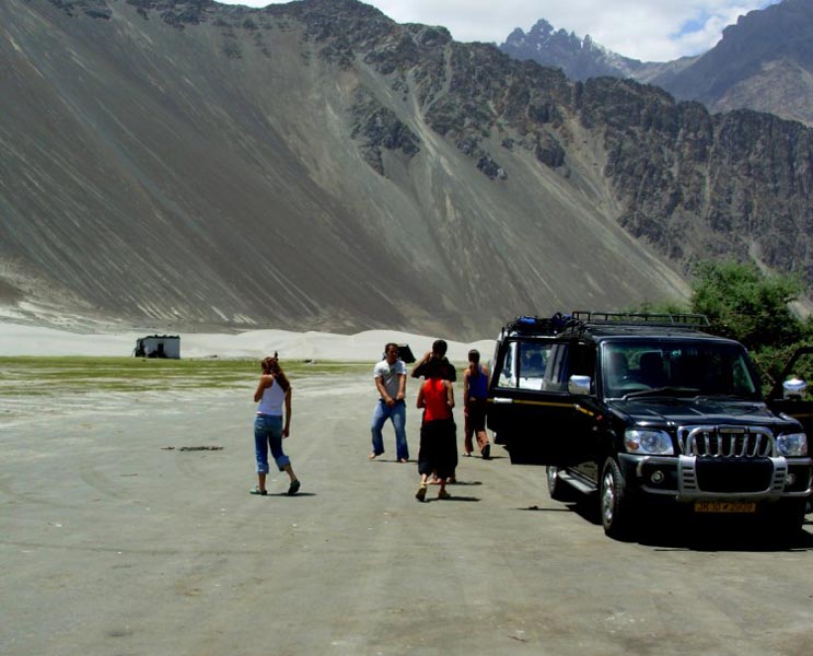 Leh & Kashmir Tour
