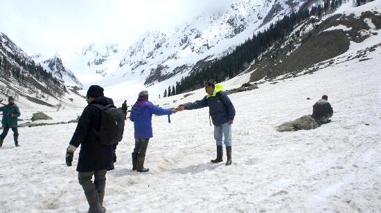 Jammu - Srinagar - Sonamarg - Gulmarg - Pahalgam Tour