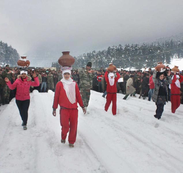 Jammu - Srinagar - Sonamarg - Gulmarg - Pahalgam Tour