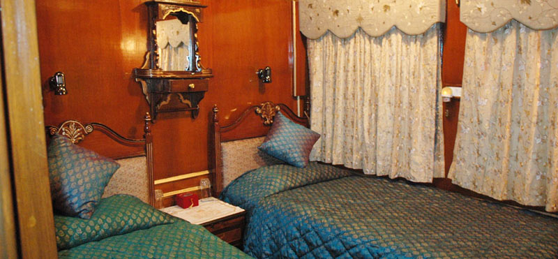 Palace on Wheels Tour