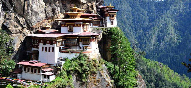 Bhutan Tour - An Enchanting Realm