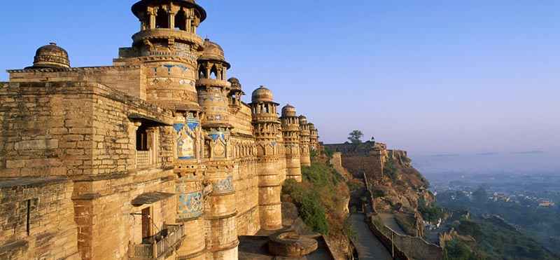 Central India Temple And Chanderi Trip Package