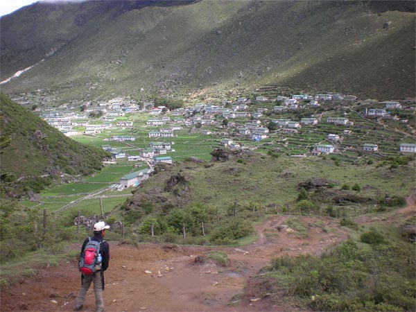 16 Days Everest Base Camp Trekking with Local Guide