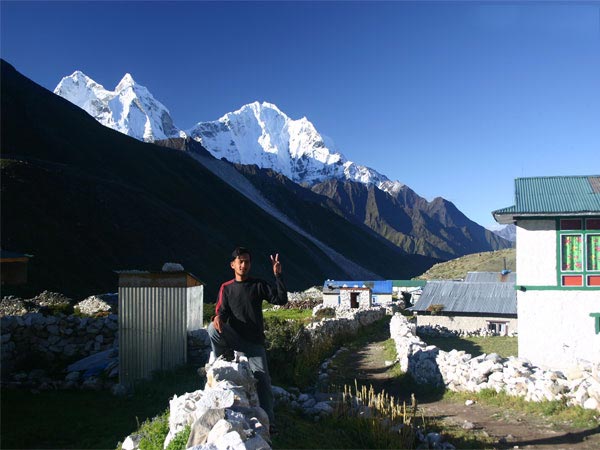 16 Days Everest Base Camp Trekking with Local Guide