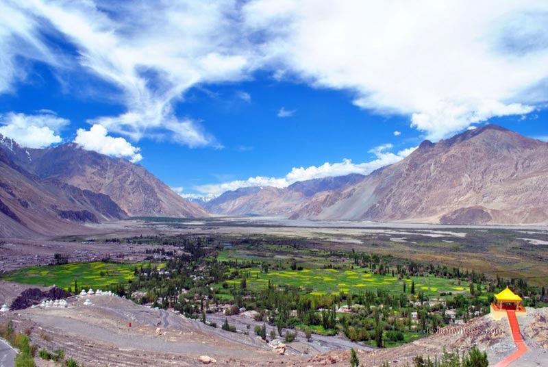 Himalaya Tour - The Meadow of Gold