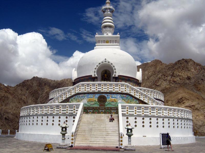 Himalaya Tour - The Meadow of Gold