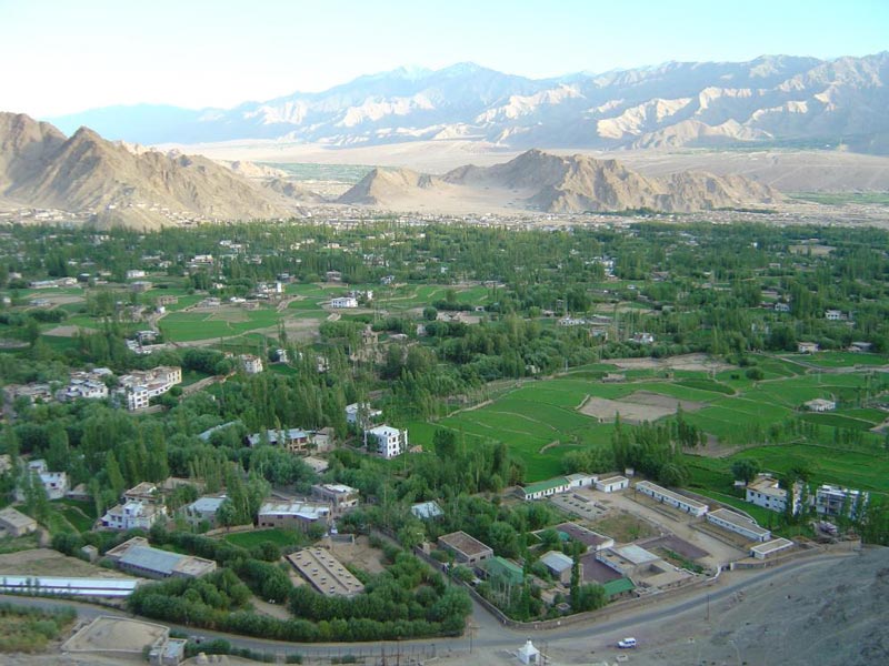 Manali - Leh -Srinagar Jeep Safari