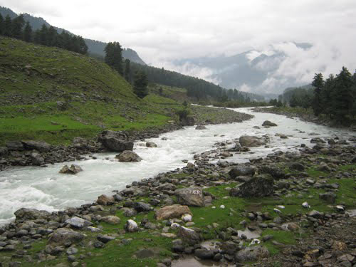 Patnitop Tour Package With Srinagar