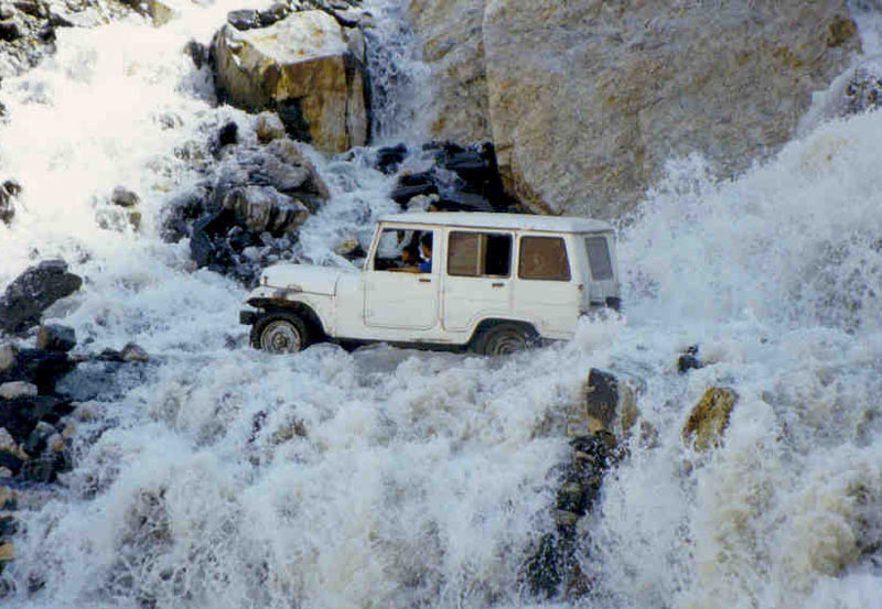 Leh - Ladakh Jeep Safari Tour