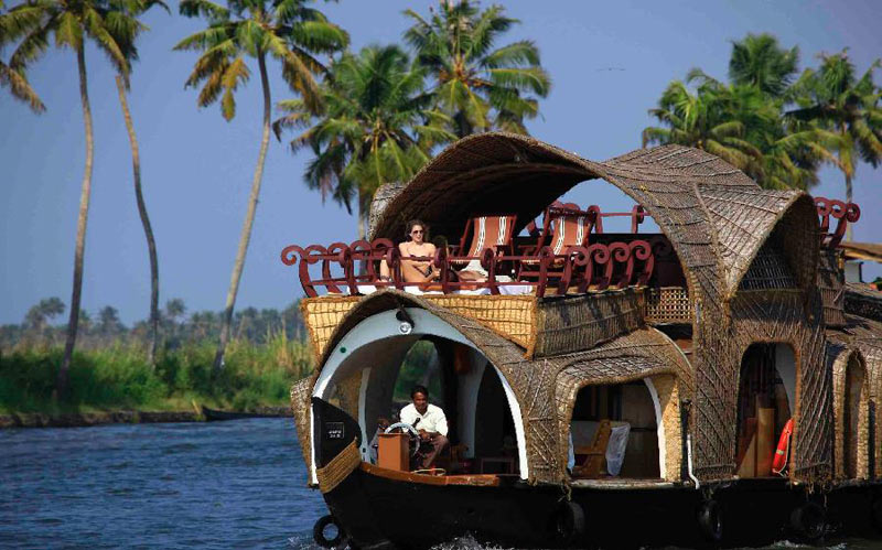 Trivandrum - Kovalam Houseboat - Kumarakom - Cochin Tour Package From London To India