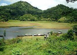 Kerala (Houseboat) with Vagamon Hills Tour