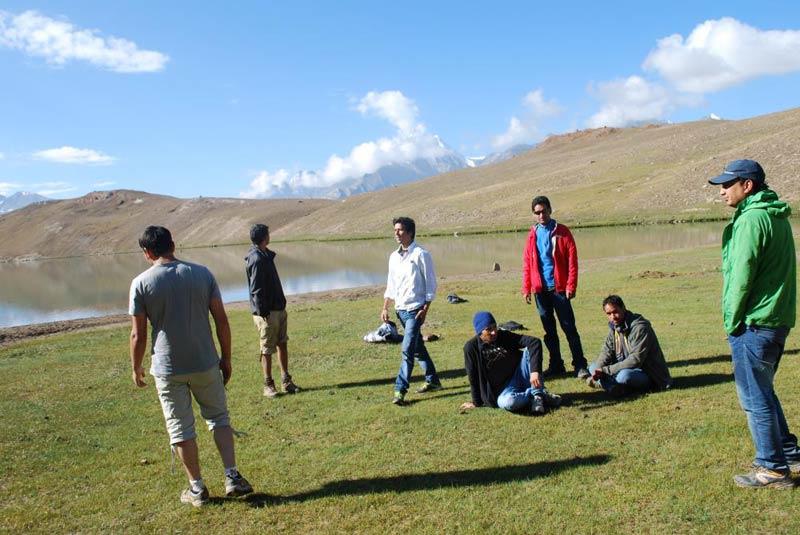 Chandertaal Lake Trek