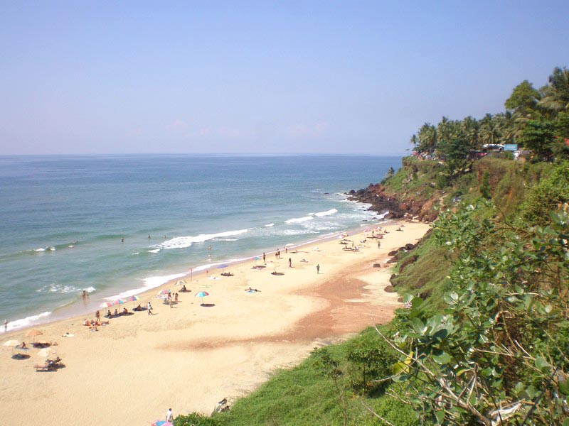 Cherai Beach - Alleppey Backwaters In House Boat- Kovalam Beach - Thiruvananthapuram City Package