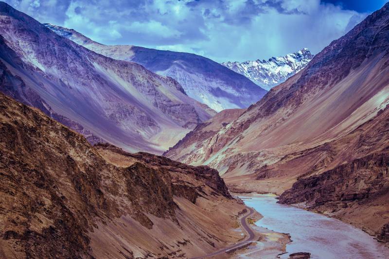 Best Of Leh - Moon Valley - Pangong Lake 9 Days Tour