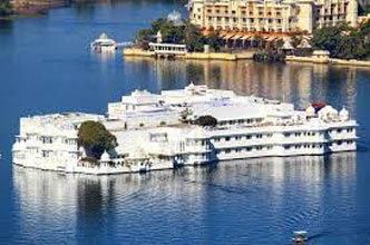 India Golden Triangle With Udaipur Tour