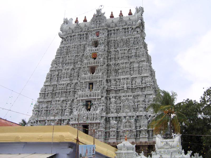 Trivandrum - Kanyakumari - Kovalam - Alleppey - Cochin - Guruvayur Tour